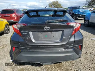 2021 Toyota C-HR LE z VIN NMTKHMBX1MR121205, wystawiony jako Copart lot #52317525 z przebiegiem 73 654 mil mil oraz Nie do naprawy. Historia ofert i sprzedaży dostępna na DreamBid. Obrazek 6.