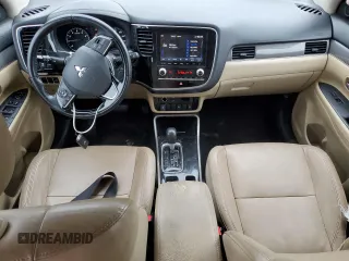 2020 Mitsubishi Outlander SE with VIN JA4AD3A35LZ030379, listed as a Copart auction lot 55917925 with 104,748 mi miles and Salvage title. Bid and sale history available at DreamBid. Image 8.