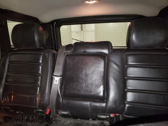 2007 Hummer H2 SUV z VIN 5GRGN23U37H110237, wystawiony jako Copart lot #55328955 z przebiegiem 273 955 mil mil oraz Szkody całkowita. Historia ofert i sprzedaży dostępna na DreamBid. Obrazek 10.