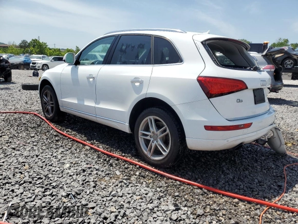 2015 Audi Q5 Premium Plus z VIN WA1LFAFP4FA146887, wystawiony jako Copart lot #57080865 z przebiegiem 83 215 mil mil oraz Szkoda całkowita • Salvage title. Historia ofert i sprzedaży dostępna na DreamBid. Obrazek 2.