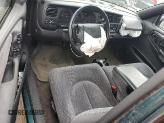 1998 Dodge Dakota SLT z VIN 1B7GL22X1WS754968, wystawiony jako Copart lot #49078635 z przebiegiem 138 116 mil mil oraz Szkoda całkowita • Salvage title. Historia ofert i sprzedaży dostępna na DreamBid. Obrazek 8.