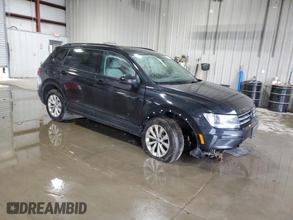 2021 Volkswagen Tiguan S z VIN 3VV0B7AX4MM015717, wystawiony jako Copart lot #55896295 z przebiegiem 78 821 mil mil oraz Szkoda całkowita • Salvage title. Historia ofert i sprzedaży dostępna na DreamBid. Obrazek 4.