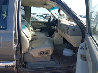 2002 GMC Yukon XL SLT z VIN 1GKFK16Z12J180669, wystawiony jako IAAI lot #42317437 z przebiegiem 168 827 mil mil oraz . Historia ofert i sprzedaży dostępna na DreamBid. Obrazek 5.