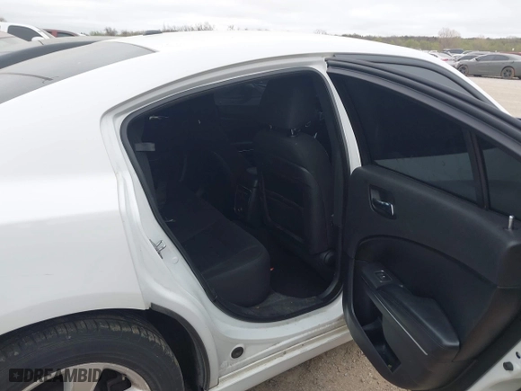 2013 Dodge Charger SXT Plus with VIN 2C3CDXHGXDH537220, listed as a IAAI auction lot 41905479 with 140,075 mi miles. Bid and sale history available at carsss.com. Image 8.