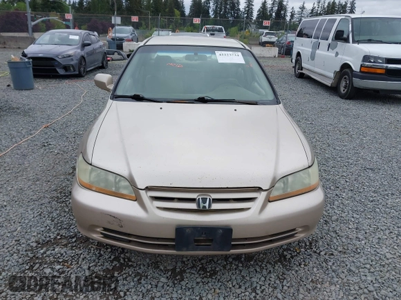 2001 Honda Accord LX z VIN JHMCG56471C028960, wystawiony jako IAAI lot #42223734 z przebiegiem 387 033 mil mil oraz . Historia ofert i sprzedaży dostępna na DreamBid. Obrazek 13.