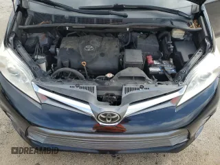 2018 Toyota Sienna XLE Auto Access Seat with VIN 5TDYZ3DC9JS908685, listed as a Copart auction lot 59714785 with 134,997 mi miles and Salvage title. Bid and sale history available at DreamBid. Image 12.