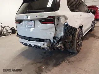 2024 BMW X7 M60i with VIN 5UX33EM04R9T72699, listed as a IAAI auction lot 41296464 with 39,785 mi miles. Bid and sale history available at carsss.com. Image 18.