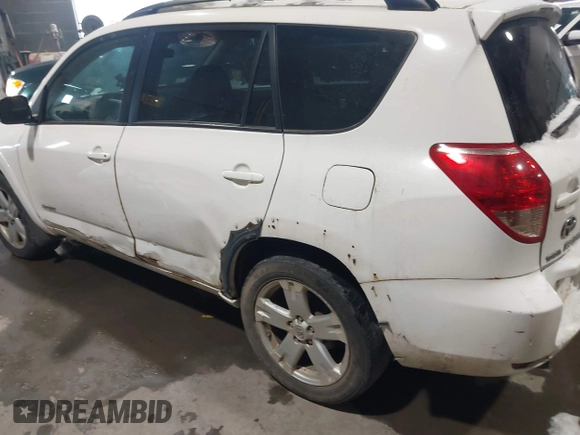 2007 Toyota RAV4 Sport with VIN JTMBK32V676013209, listed as a IAAI auction lot 41404158 with 190,052 mi miles. Bid and sale history available at carsss.com. Image 6.