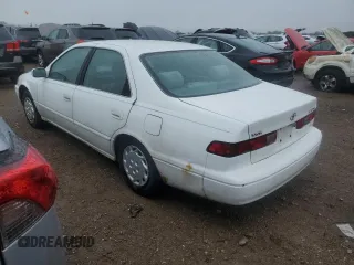 1999 Toyota Camry LE z VIN 4T1BG22K4XU485515, wystawiony jako Copart lot #55110155 z przebiegiem 230 079 mil mil oraz Czysty tytuł • Clean title. Historia ofert i sprzedaży dostępna na DreamBid. Obrazek 2.