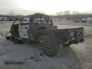 2002 Chevrolet Silverado 1500HD LT z VIN 1GCGK13U02F246396, wystawiony jako Copart lot #85023234 z przebiegiem Nie podano mil oraz Szkoda całkowita • Salvage title. Historia ofert i sprzedaży dostępna na DreamBid. Obrazek 2.