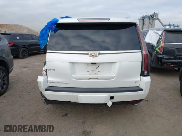 2017 Cadillac Escalade Platinum z VIN 1GYS4DKJ7HR277904, wystawiony jako IAAI lot #41757014 z przebiegiem 109 177 mil mil oraz . Historia ofert i sprzedaży dostępna na DreamBid. Obrazek 16.