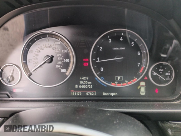 2013 BMW 5 Series 535i xDrive with VIN WBAFU7C50DDU69700, listed as a Copart auction lot 50922905 with 151,179 mi miles and Salvage Title. Bid and sale history available at carsss.com. Image 9.