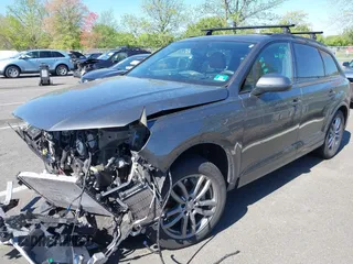 2018 Audi Q7 Prestige z VIN WA1VABF74JD037768, wystawiony jako IAAI lot #42115056 z przebiegiem 74 953 mil mil oraz . Historia ofert i sprzedaży dostępna na DreamBid. Obrazek 2.
