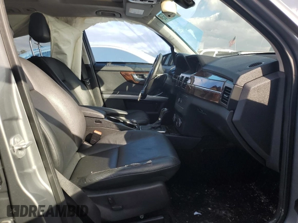 2011 Mercedes-Benz GLK 350 z VIN WDCGG8HB4BF639314, wystawiony jako Copart lot #44123465 z przebiegiem 124 682 mil mil oraz Szkoda całkowita • Salvage title. Historia ofert i sprzedaży dostępna na DreamBid. Obrazek 7.
