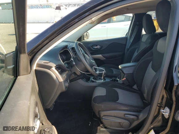 2018 Jeep Cherokee Latitude with VIN 1C4PJLCB8JD577752, listed as a Copart auction lot 64566034 with 84,623 mi miles and Salvage Title. Bid and sale history available at carsss.com. Image 7.