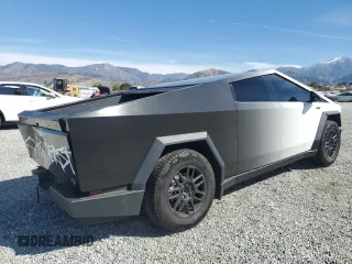 2024 Tesla Cybertruck Cyberbeast z VIN 7G2CEHEE0RA031839, wystawiony jako Copart lot #45773575 z przebiegiem 7133 mil mil oraz Szkody całkowita. Historia ofert i sprzedaży dostępna na DreamBid. Obrazek 3.