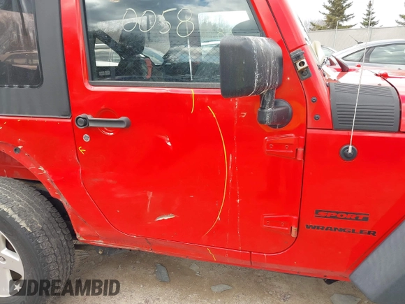 2015 Jeep Wrangler Sport with VIN 1C4GJWAGXFL686842, listed as a IAAI auction lot 42040058 with 154,091 mi miles. Bid and sale history available at carsss.com. Image 17.