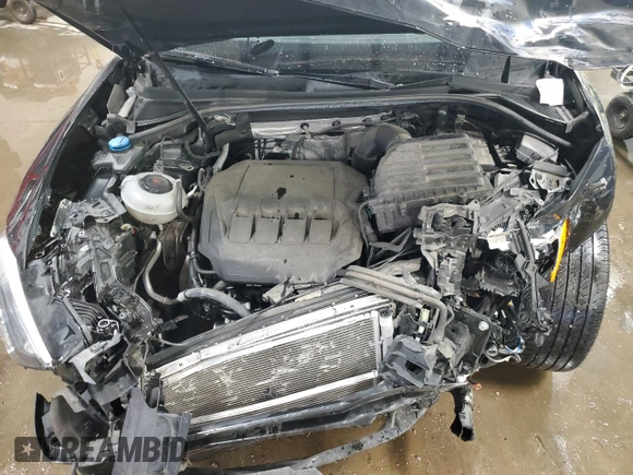 2022 Audi Q3 S line Premium z VIN WA1DECF38N1061940, wystawiony jako Copart lot #52347065 z przebiegiem 34 900 mil mil oraz Szkoda całkowita • Salvage title. Historia ofert i sprzedaży dostępna na DreamBid. Obrazek 11.