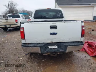 2010 Ford Super Duty F-250 SRW XL with VIN 1FTSW2B56AEA37604, listed as a IAAI auction lot 41234124 with 210,940 mi miles. Bid and sale history available at carsss.com. Image 17.