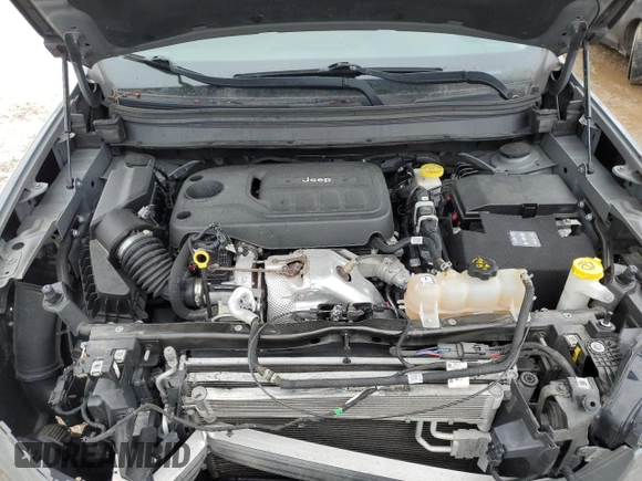 2020 Jeep Cherokee Limited with VIN 1C4PJMDN4LD564756, listed as a Copart auction lot 42547385 with 44,470 mi miles and Non repairable. Bid and sale history available at DreamBid. Image 11.