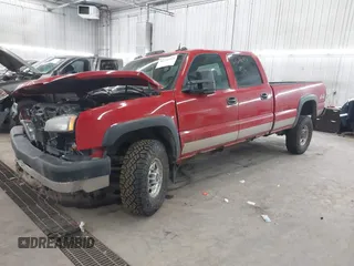 2004 Chevrolet Silverado 3500 SRW with VIN 1GCHK33294F234247, listed as a IAAI auction lot 41246913 with 272,596 mi miles. Bid and sale history available at carsss.com. Image 2.