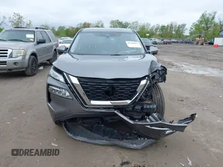 2021 Nissan Rogue SV z VIN JN8AT3BBXMW205344, wystawiony jako IAAI lot #42205011 z przebiegiem 30 895 mil mil oraz . Historia ofert i sprzedaży dostępna na DreamBid. Obrazek 13.