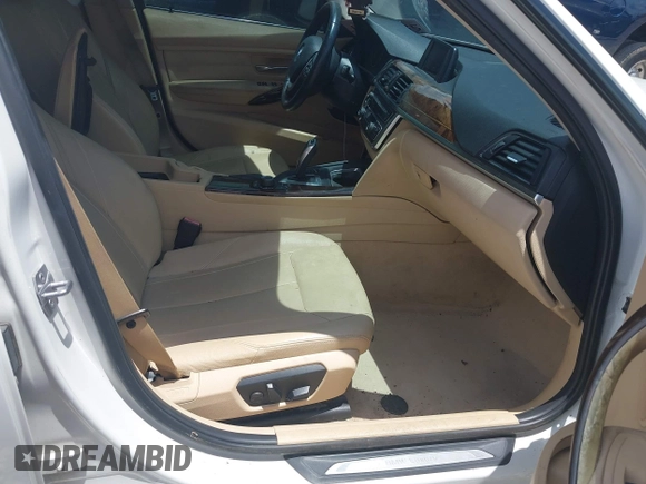 2013 BMW 3 Series 328i с VIN WBA3A5G59DNP23439, выставлен на аукционе IAAI как лот 42387526 с пробегом 178 524 миль миль и . История ставок и продаж доступна на DreamBid. Изображение 5.