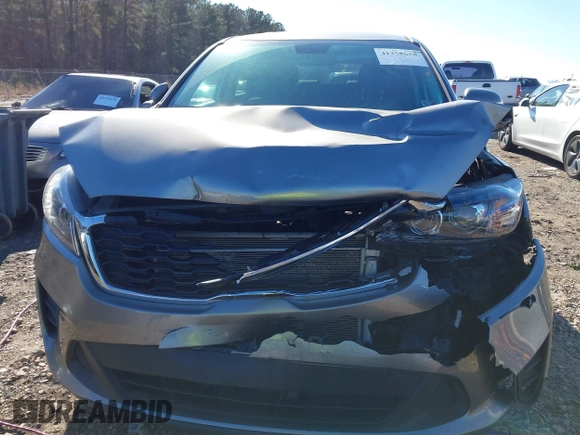 2019 Kia Sorento L with VIN 5XYPG4A34KG533606, listed as a IAAI auction lot 41358658 with 66,232 mi miles. Bid and sale history available at carsss.com. Image 12.