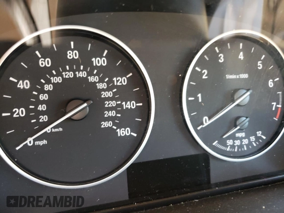2013 BMW X3 xDrive28i with VIN 5UXWX9C51D0A22839, listed as a Copart auction lot 57217642 with 0 mi miles and Salvage Title. Bid and sale history available at carsss.com. Image 8.