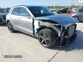 2024 Genesis GV70 2.5T z VIN 5NMMADTB2RH006771, wystawiony jako IAAI lot #42011216 z przebiegiem 9482 mil mil oraz . Historia ofert i sprzedaży dostępna na DreamBid. Obrazek 1.