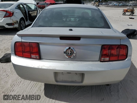 2009 Ford Mustang with VIN 1ZVHT80N595113637, listed as a Copart auction lot 54947305 with 215,559 mi miles and Clean Title. Bid and sale history available at carsss.com. Image 6.
