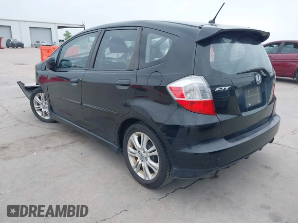 2010 Honda Fit Sport with VIN JHMGE8H42AC030959, listed as a IAAI auction lot 41908986 with 188,046 mi miles. Bid and sale history available at carsss.com. Image 3.