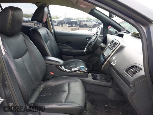 2013 Nissan LEAF SL with VIN 1N4AZ0CP5DC404439, listed as a IAAI auction lot 42098825 with 73,254 mi miles and . Bid and sale history available at DreamBid. Image 5.