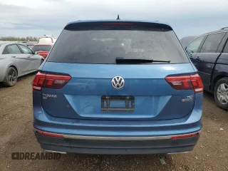 2018 Volkswagen Tiguan SEL z VIN 3VV2B7AX4JM076635, wystawiony jako Copart lot #54713815 z przebiegiem 162 692 mil mil oraz Szkoda całkowita • Salvage title. Historia ofert i sprzedaży dostępna na DreamBid. Obrazek 6.