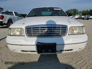 2003 Ford Crown Victoria LX z VIN 2FAFP74W03X209148, wystawiony jako Copart lot #53274575 z przebiegiem 127 739 mil mil oraz Szkody całkowita. Historia ofert i sprzedaży dostępna na DreamBid. Obrazek 5.