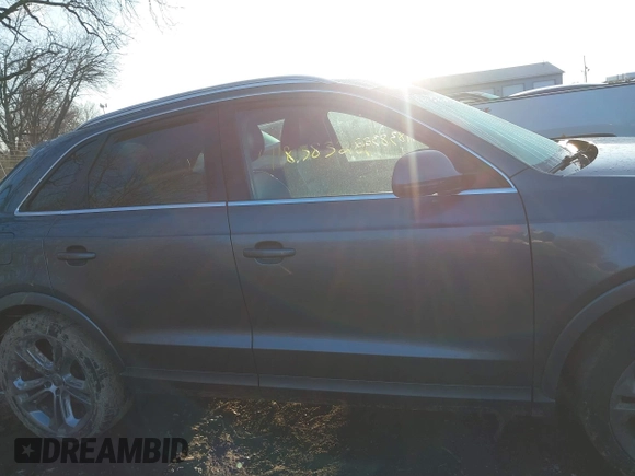 2015 Audi Q3 Premium Plus с VIN WA1EFCFS7FR006858, выставлен на аукционе IAAI как лот 41838322 с пробегом 119 893 миль миль и . История ставок и продаж доступна на DreamBid. Изображение 13.