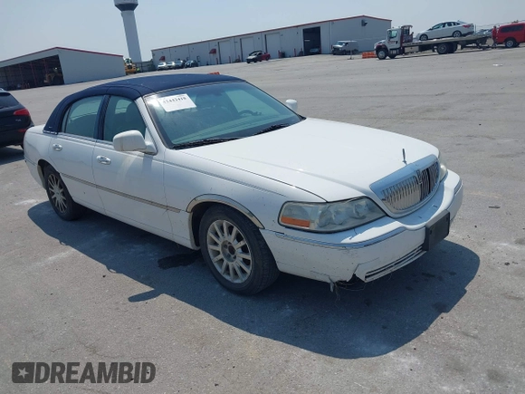 2006 Lincoln Town Car Signature с VIN 1LNHM81W46Y634376, выставлен на аукционе IAAI как лот 42442418 с пробегом 211 275 миль миль и . История ставок и продаж доступна на DreamBid. Изображение 1.