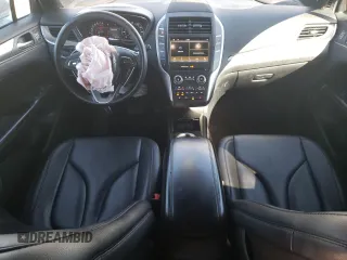 2017 Lincoln MKC Premiere with VIN 5LMCJ1D99HUL46943, listed as a Copart auction lot 45764045 with 88,519 mi miles and Salvage Title. Bid and sale history available at carsss.com. Image 8.