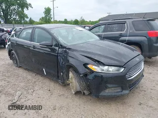 2016 Ford Fusion SE with VIN 3FA6P0H77GR277722, listed as a IAAI auction lot 39476561 with 141,526 mi miles. Bid and sale history available at carsss.com. Image 1.