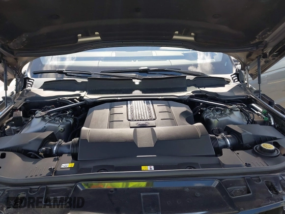 2018 Land Rover Range Rover Sport HSE Dynamic with VIN SALWV2SV8JA408475, listed as a IAAI auction lot 42333931 with 47,149 mi miles and . Bid and sale history available at DreamBid. Image 10.