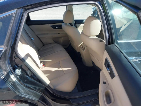 2016 Nissan Altima 2.5 SL with VIN 1N4AL3AP1GC112636, listed as a IAAI auction lot 41900211 with 106,361 mi miles. Bid and sale history available at carsss.com. Image 8.