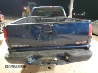 2000 GMC Sonoma SLS with VIN 1GTDT19W2Y8243957, listed as a Copart auction lot 42683455 with 182,447 mi miles and Salvage Title. Bid and sale history available at carsss.com. Image 6.