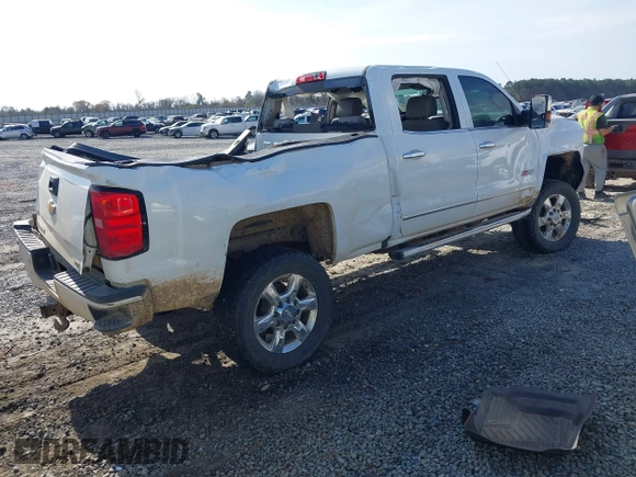 2019 Chevrolet Silverado 2500HD LTZ with VIN 1GC1KTEY7KF262239, listed as a IAAI auction lot 41705007 with 144,157 mi miles. Bid and sale history available at carsss.com. Image 4.