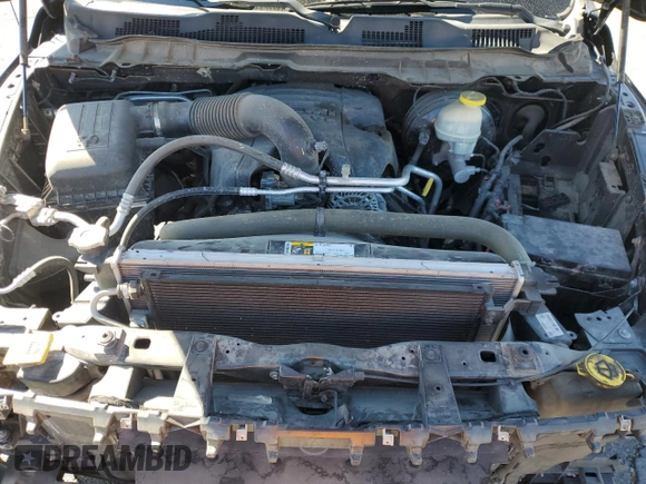 2018 Ram 1500 Express z VIN 1C6RR6FT7JS195917, wystawiony jako Copart lot #49354805 z przebiegiem 57 953 mil mil oraz Szkoda całkowita • Salvage title. Historia ofert i sprzedaży dostępna na DreamBid. Obrazek 12.