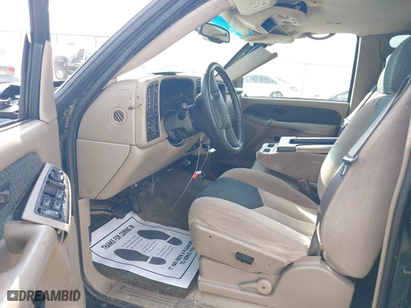 2003 Chevrolet Avalanche with VIN 3GNEK13T13G299307, listed as a IAAI auction lot 41663449 with 242,862 mi miles. Bid and sale history available at carsss.com. Image 5.