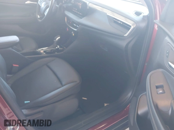 2024 Buick Encore GX Sport Touring с VIN KL4AMESL2RB195527, выставлен на аукционе IAAI как лот 42733359 с пробегом 24 708 миль миль и . История ставок и продаж доступна на DreamBid. Изображение 5.