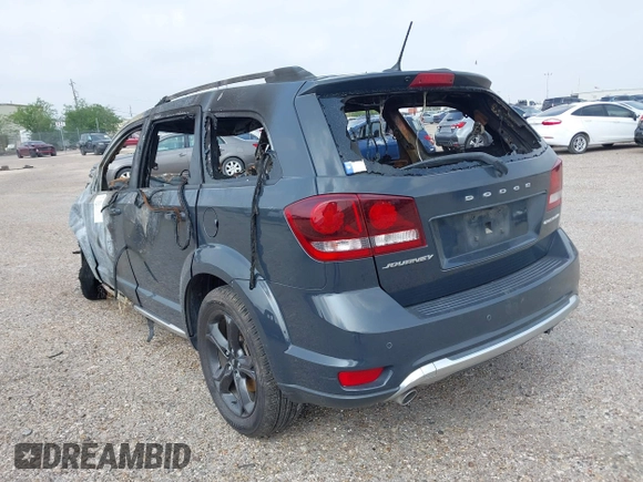 2018 Dodge Journey Crossroad with VIN 3C4PDCGG6JT276565, listed as a IAAI auction lot 42158555 with Not provided miles and . Bid and sale history available at DreamBid. Image 3.