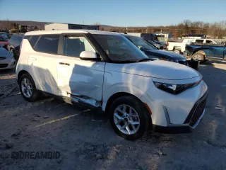 2023 Kia Soul LX with VIN KNDJ23AU9P7873460, listed as a Copart auction lot 84248574 with 20,335 mi miles and Salvage Title. Bid and sale history available at DreamBid. Image 4.