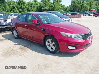 2015 Kia Optima LX z VIN 5XXGM4A7XFG352001, wystawiony jako IAAI lot #42434088 z przebiegiem 106 440 mil mil oraz . Historia ofert i sprzedaży dostępna na DreamBid. Obrazek 1.