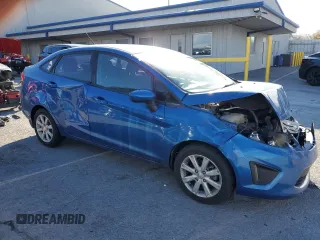 2011 Ford Fiesta SE z VIN 3FADP4BJ9BM154478, wystawiony jako Copart lot #48257645 z przebiegiem 109 717 mil mil oraz Szkoda całkowita • Salvage title. Historia ofert i sprzedaży dostępna na DreamBid. Obrazek 4.